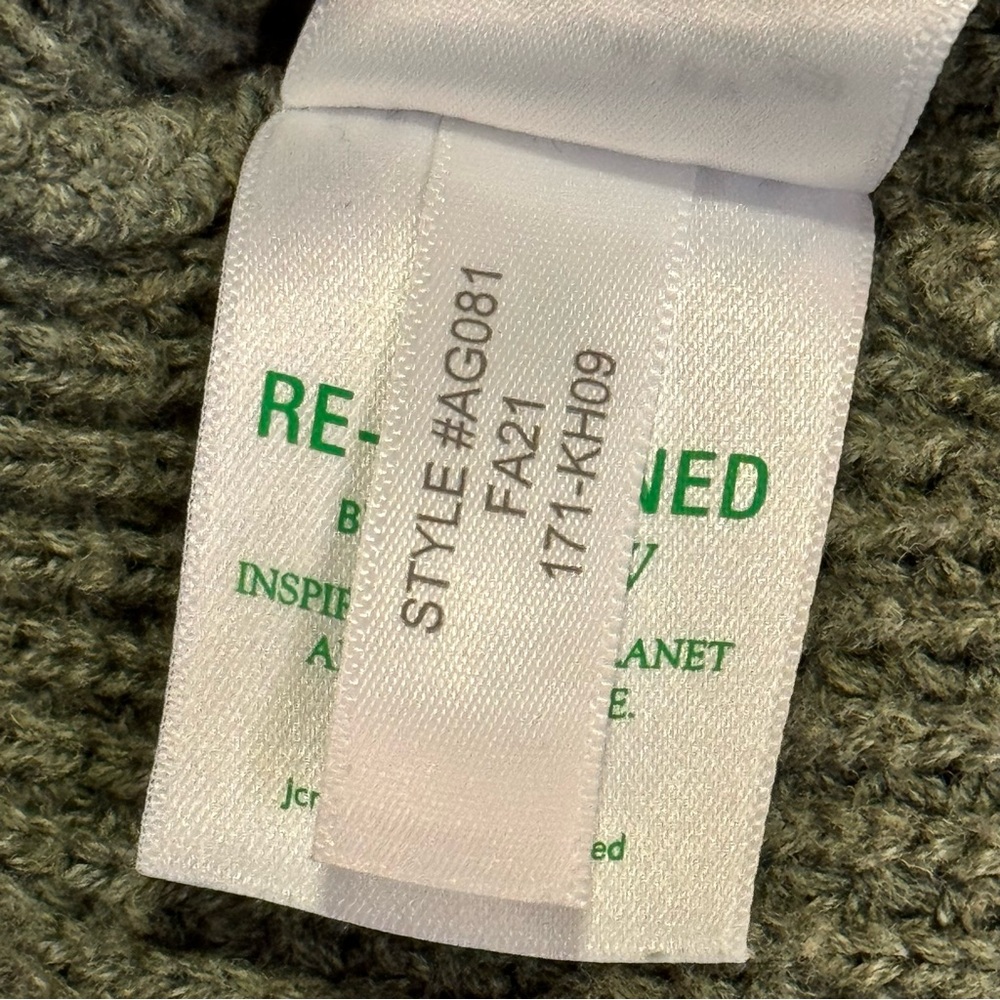 J.Crew men’s sweater (size xl) hunter green.  Pre-owned - Picture 13 of 15